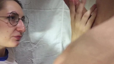 Заучка пишет дипломы за минет, вместо денег. Только так задротка может получить качественный трах.