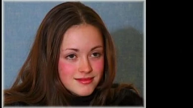 Русская студенточка 18-ти лет в первый раз ебётся в пизду и в очко прямо на кастинге Вудмана