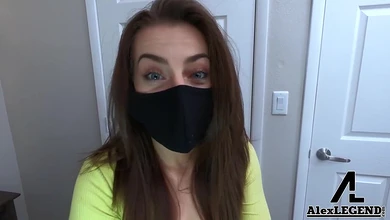 Пришла девка в наморднике и сказала: а ну гоу ебаться!